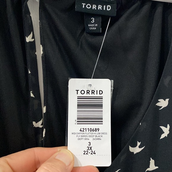 New Torrid Women’s Foy bird deep black Midi Chiffon Flutter Hi-Low Dress size 3X - Picture 4 of 6